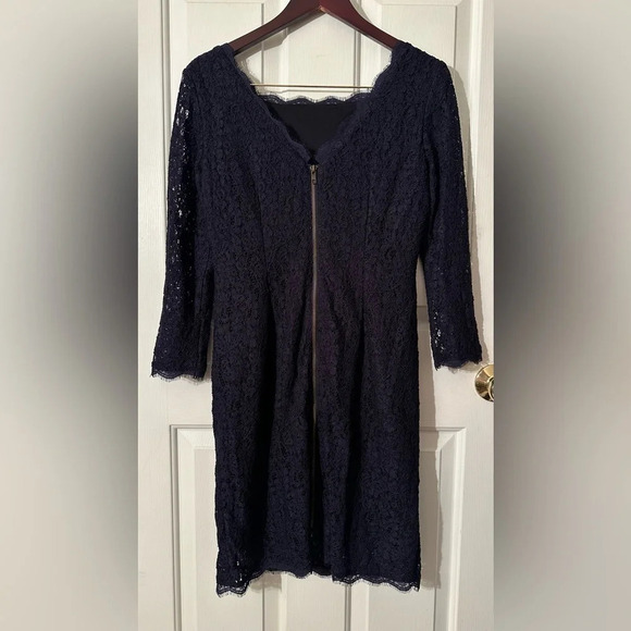 ADRIANNA PAPELL EVENING Anthropologie Navy Lace Overlay Back Zip 8 Square Neck - Picture 5 of 16